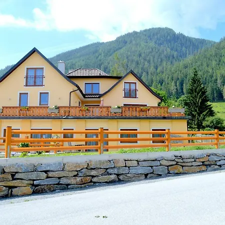 Guest house Waldheim Mauterndorf (Salzburg)